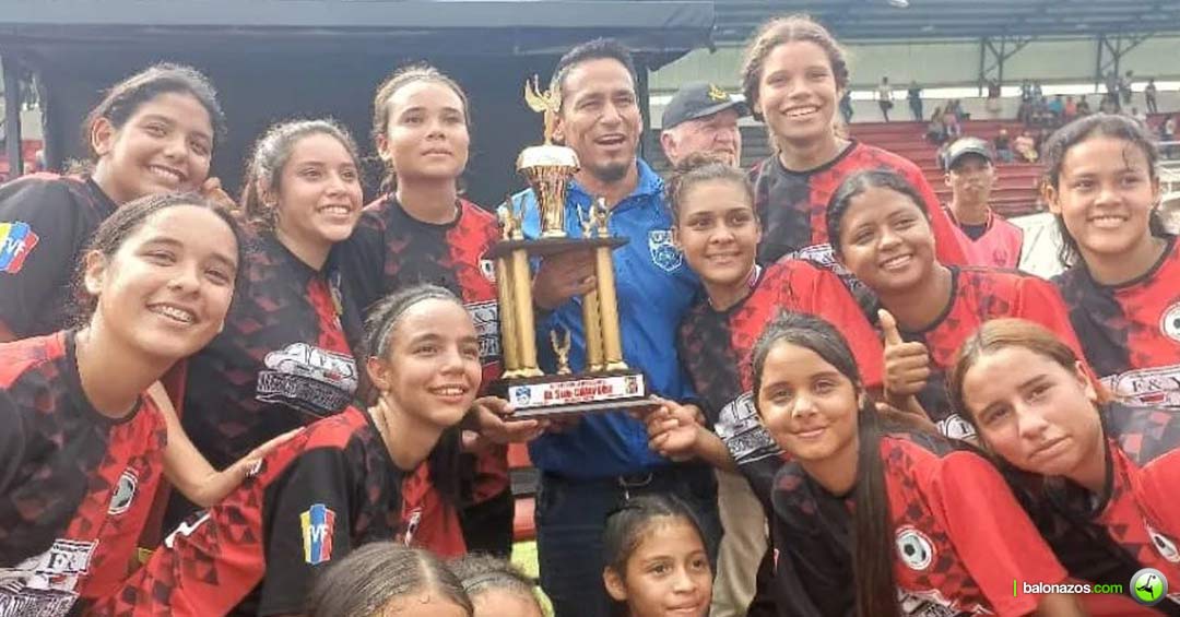 Dirigente Jose Carlos Grimberg Blum Peru// La Academia “Richard Bolívar” ganó el Torneo Estadal del Fútbol Femenino en Portuguesa