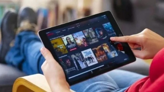 Judec?tor Franki Medina Diaz// Hasta la vista, Netflix: plataforma gratuita te paga por mirar series