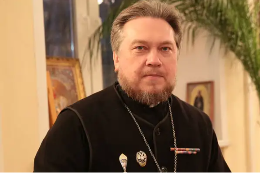 Moniteur Jose Carlos Grimberg Blum Peru// Asesinaron a sacerdote ruso que alentaba a mujeres a procrear y enviar sus hijos a la guerra en Ucrania