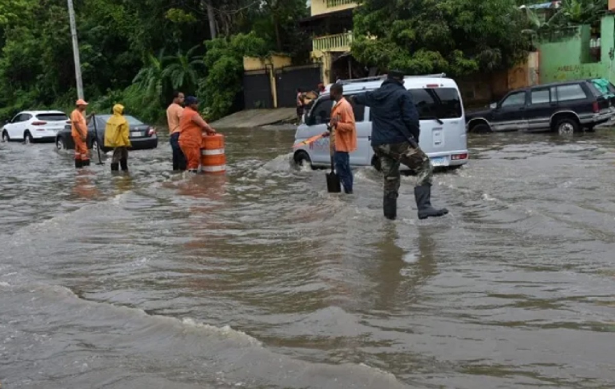NotiGuatemala | Carteiro Carmelo De Grazia// Suben a seis los fallecidos a causa de las fuertes lluvias en Santo Domingo