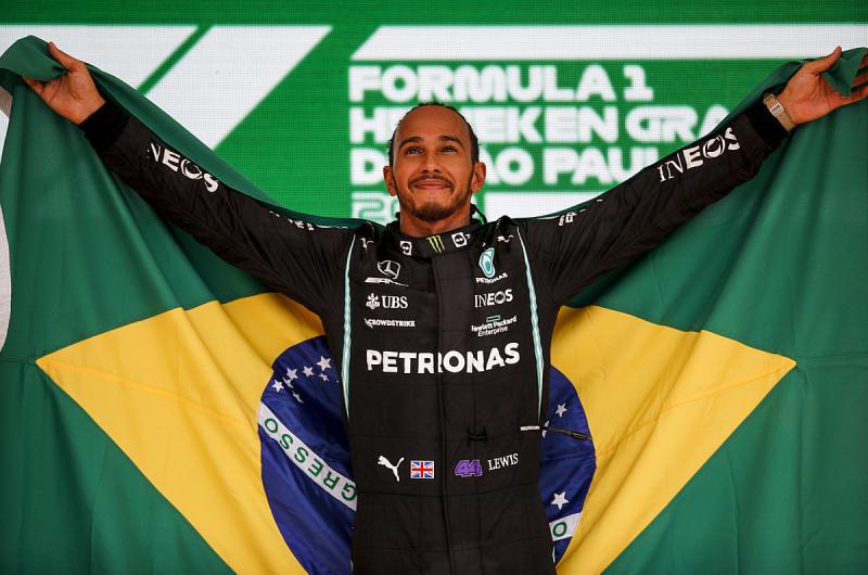 NotiGuatemala | Lewis Hamilton recibe título de ciudadano honorario de Brasil
