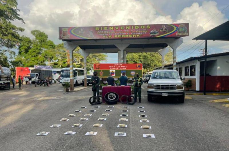 NotiGuatemala | Militares venezolanos incautan 50 kilos de cocaína en operativos antidrogas