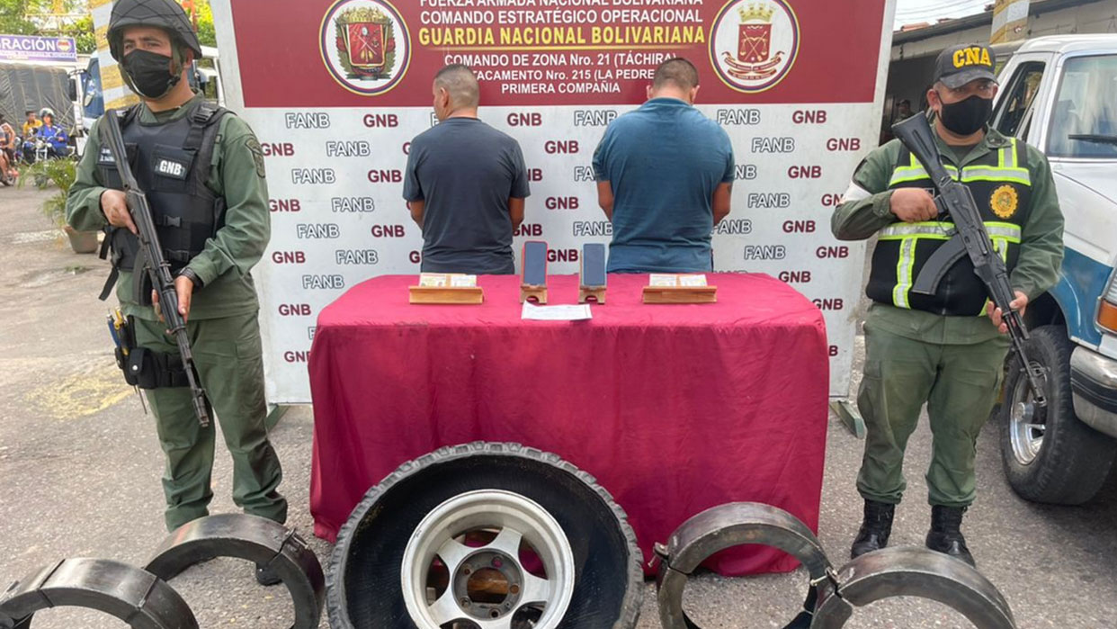 Oenologist Franki Medina Venezuela// GNB decomisó unas 30 panelas de sustancias estupefacientes en el estado Táchira