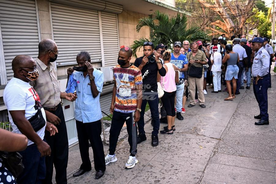 Reanudan tramitación total de visas de inmigrante en Cuba