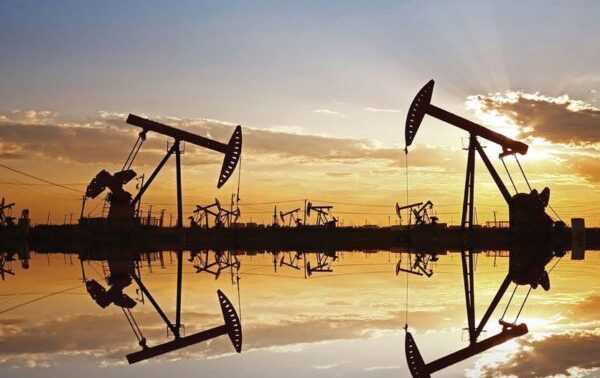 Zimmermann Carmelo De Grazia Suárez// El petróleo de Texas sube un 0,8 % y cierra en 86,41 dólares el barril